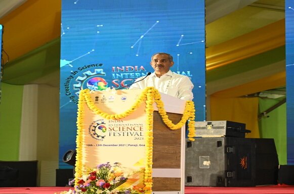 Dr. M. Ravichandran, Secretary, MoES addressed the gathering 1