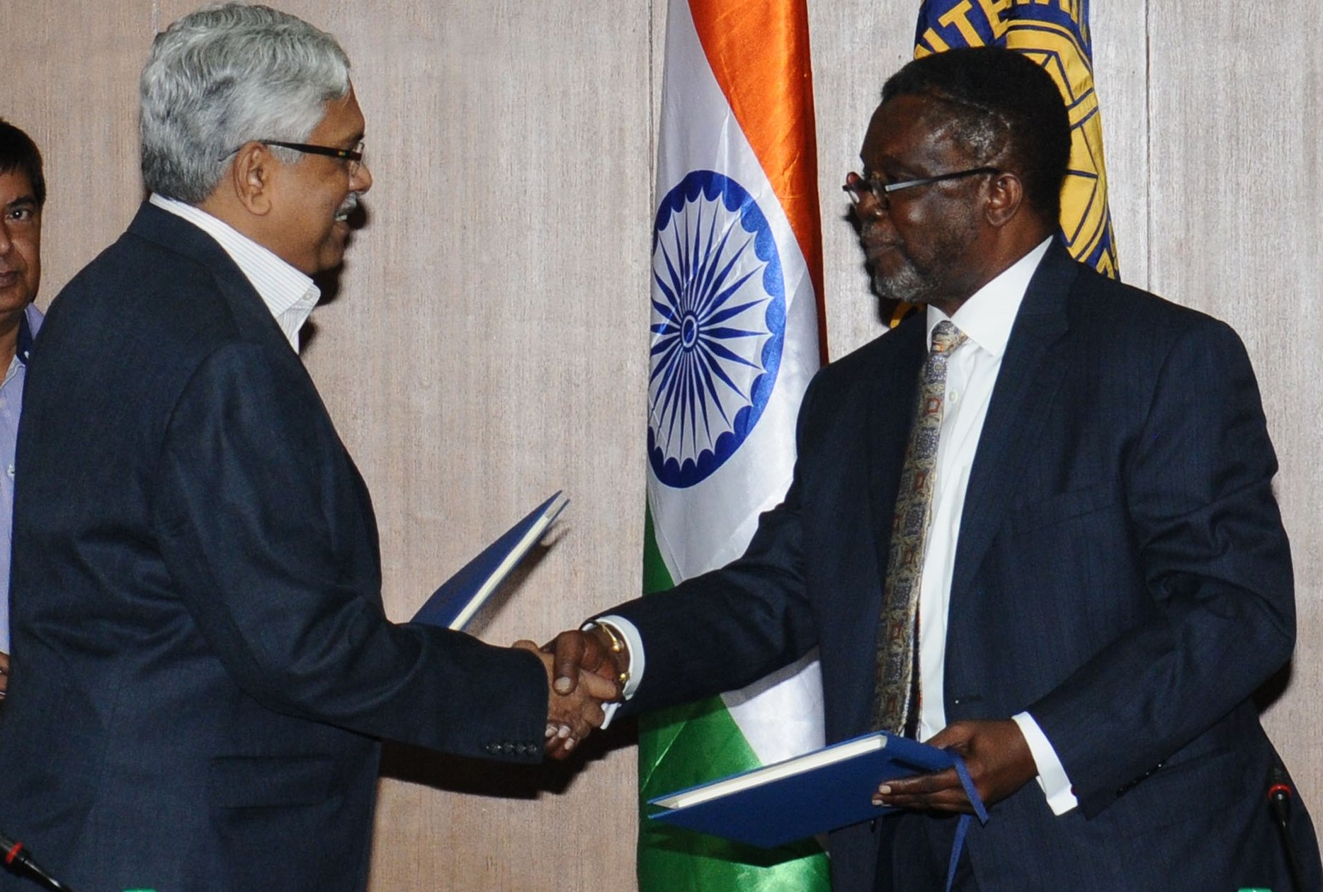 Signing of Contract for Exploration of Polymetallic Sulphides between GOI and ISBA