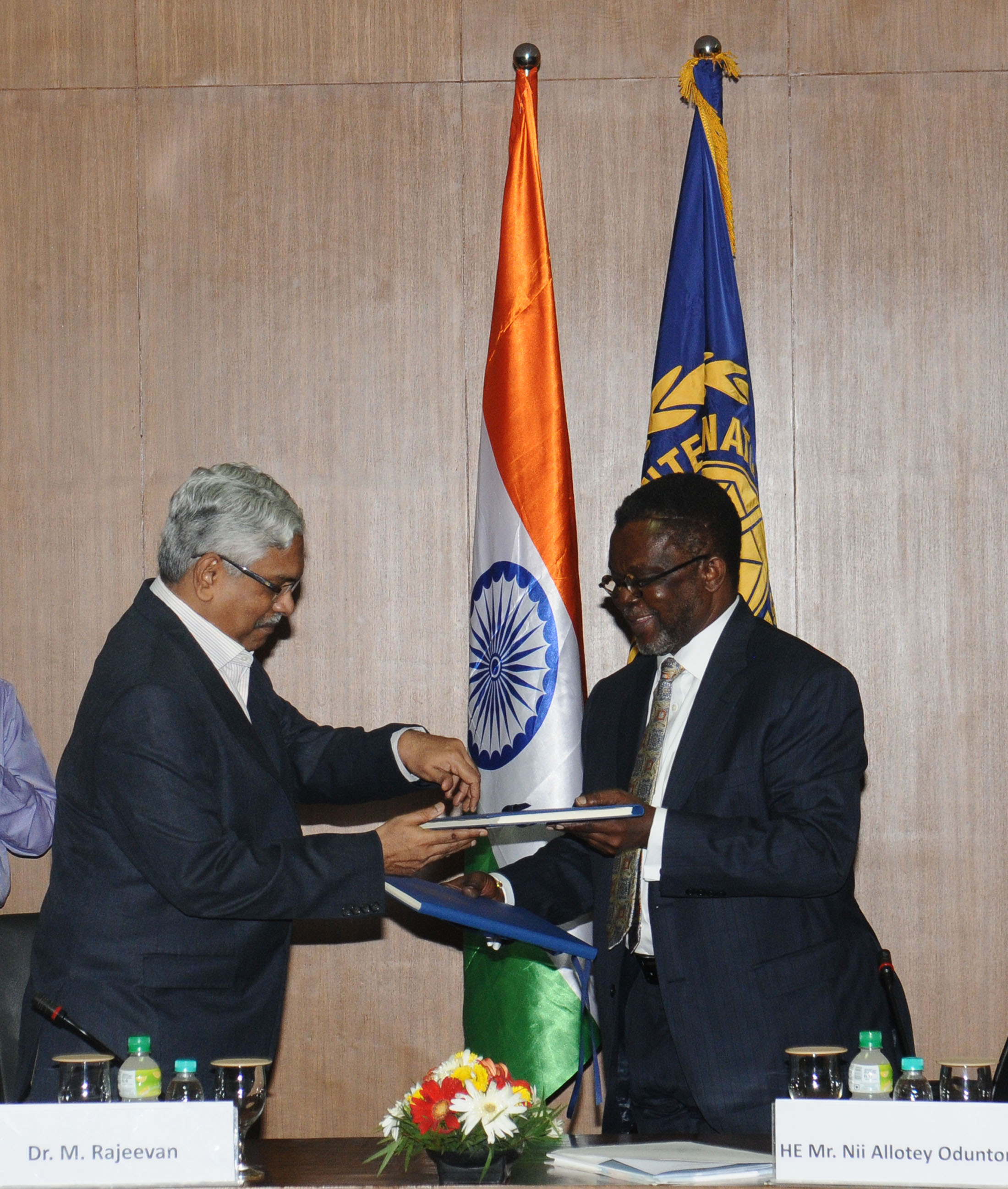 Signing of Contract for Exploration of Polymetallic Sulphides between GOI and ISBA