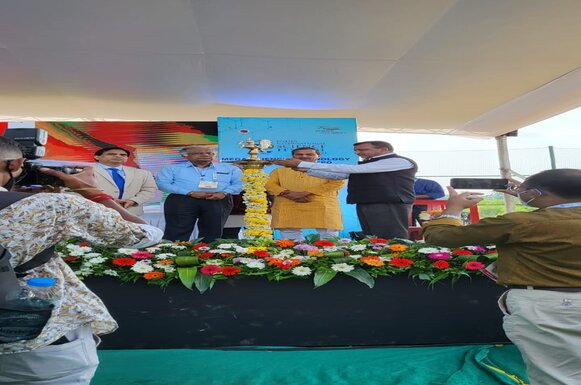 Inaugurated of Traditional crafts Artisans Festival 2